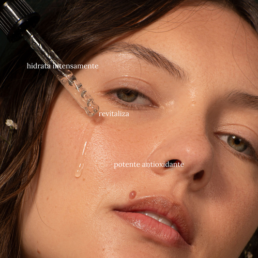 Serum Facial Día - Ácido Hialurónico, Frambuesa y Maqui VegaPlay