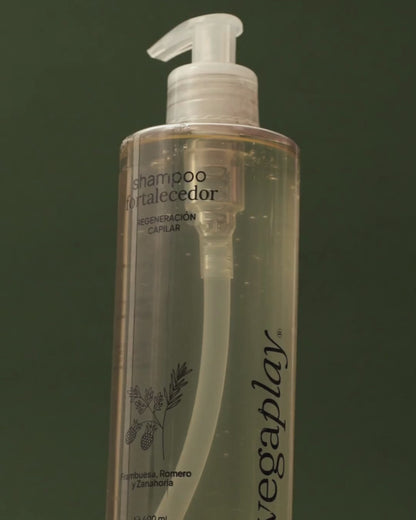 KIT VEGAPLAY® RUTINA CAPILAR Shampoo – Fortalecedor + Shampoo y Bálsamo Reparador